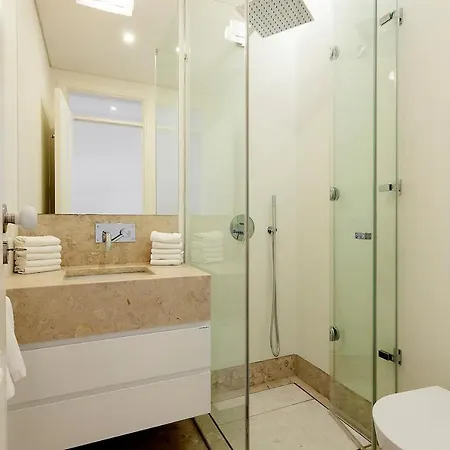 Flh Mouraria Art With Pool *